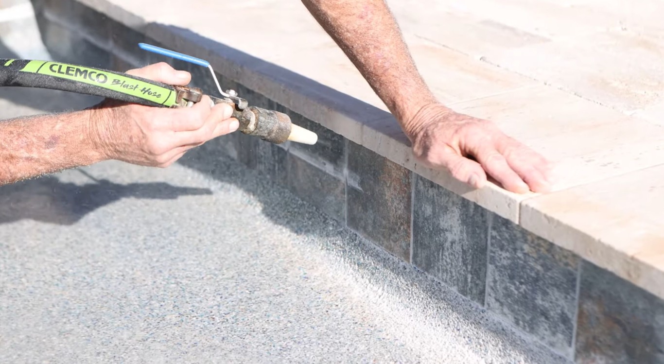 Pool tile cleaning and calcium removal service in Daly City, CA